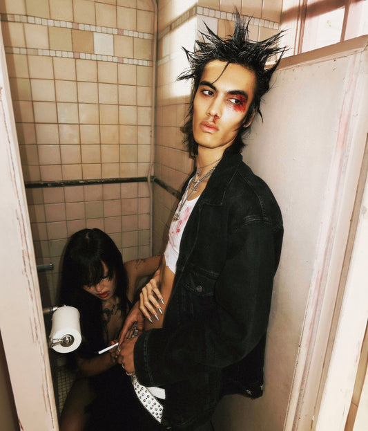 Joi & Tashi Bathroom