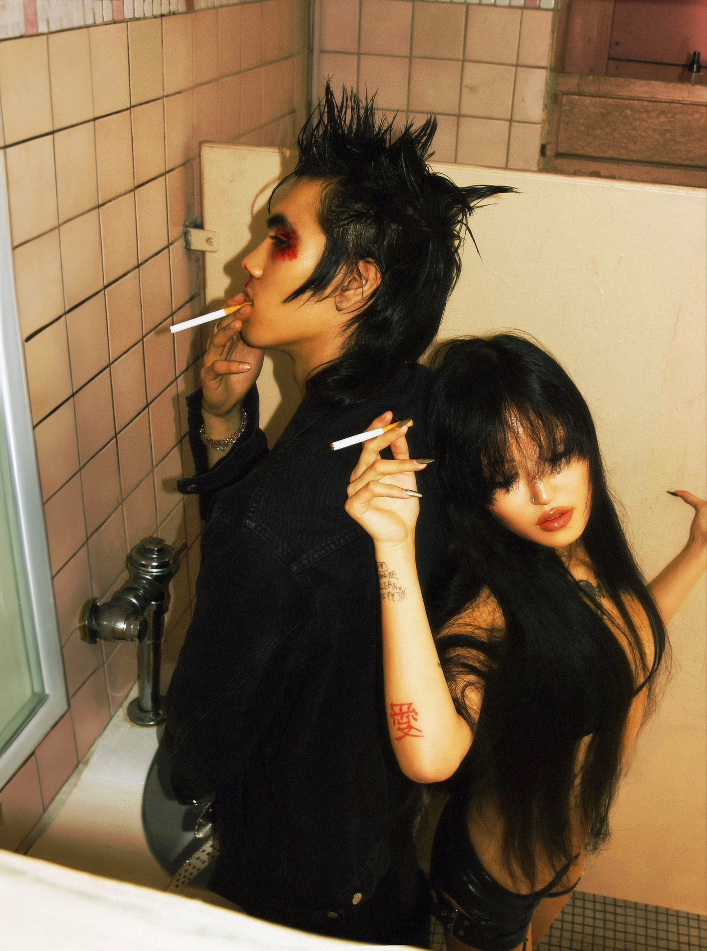 Joi & Tashi Bathroom